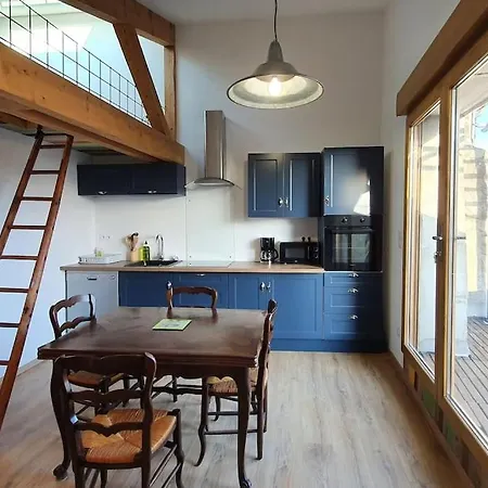 Campaillette Apartment